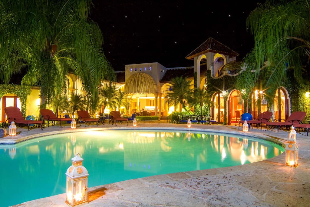 5-star Villa for Rent in Moroccan-style at Casa de Campo – Large Pool, Jacuzzi, Staff - Villas in Punta Cana