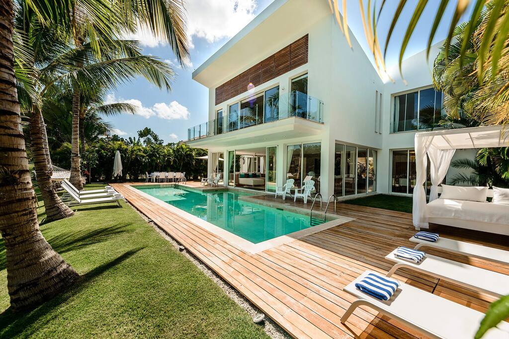 Waterfall Villa can be an all-inclusive villa in Punta Cana - we will arrange everything that you were dreaming about.