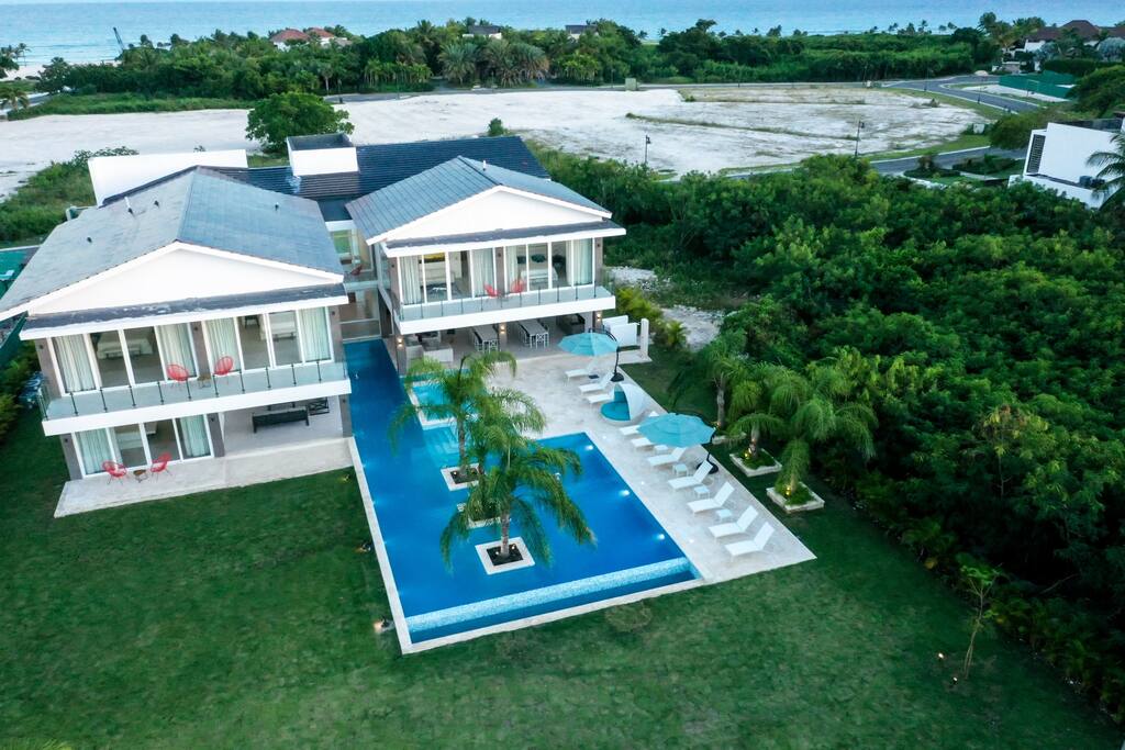 Brand New Luxury 6-BR Villa in Cap Cana for Rent – Pool, Chef, Golf & Ocean View - Villas in Punta Cana