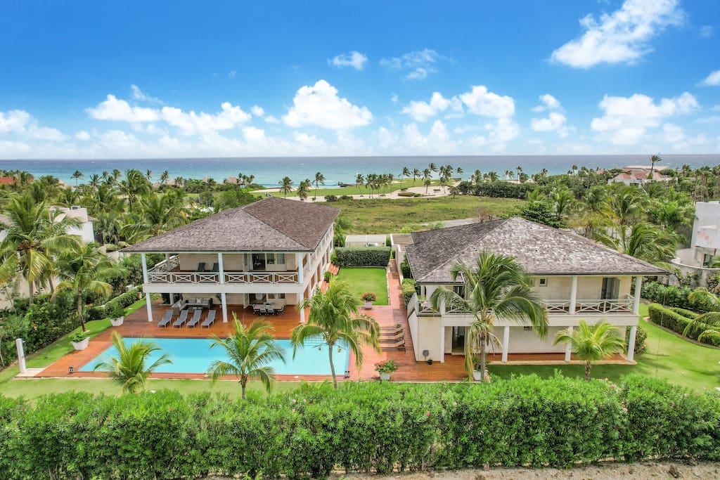 Amazing Ocean View Villa in Caleton, Cap Cana – 5-star Service and Luxurious Amenities - Villas in Punta Cana