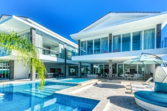 Brand New Luxury 6-BR Villa in Cap Cana for Rent – Pool, Chef, Golf & Ocean View